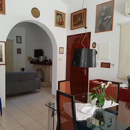 Vilă Giorgio Vacation House *